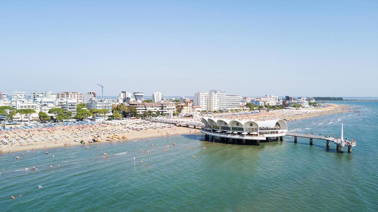 Appartamenti Villaggio Giardino Линяно Сабиадоро Екстериор снимка
